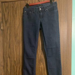 Prana jeans size 2/26 (fits like 4 or 6)